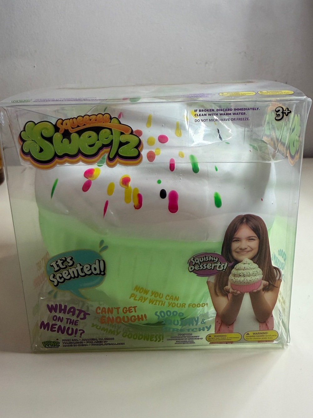 Kids Scented Mint Green Cupcake Squishy Toy